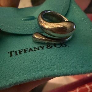 Tiffany & Co. Silver Sculpted Ring with Blue Pouch